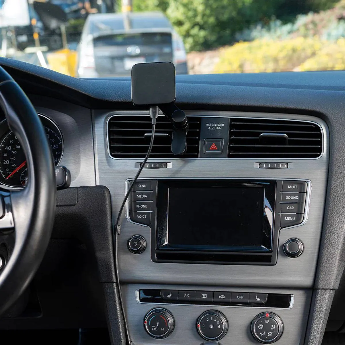 Car Vent Mount - Wireless Charging Model