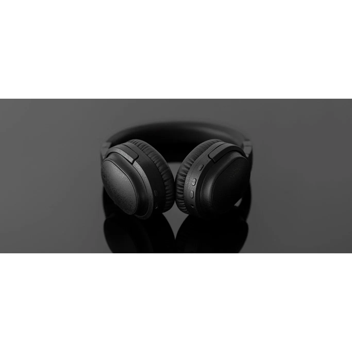 Final UX3000 | Wireless Over-Ear Headphones