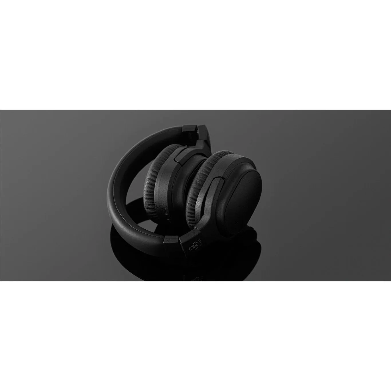 Final UX3000 | Wireless Over-Ear Headphones