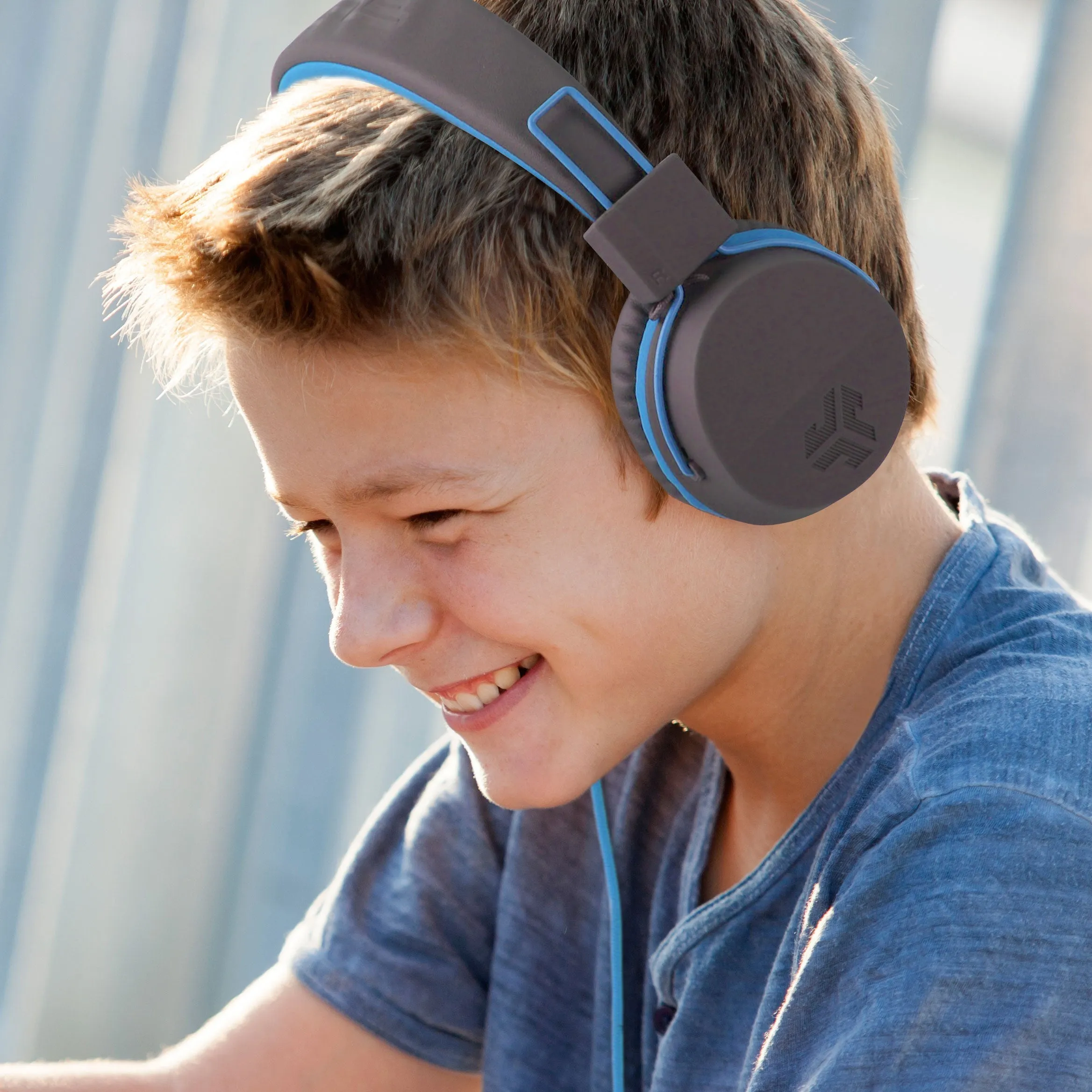 JBuddies Studio On-Ear Kids Wired Headphones Graphite/Blue