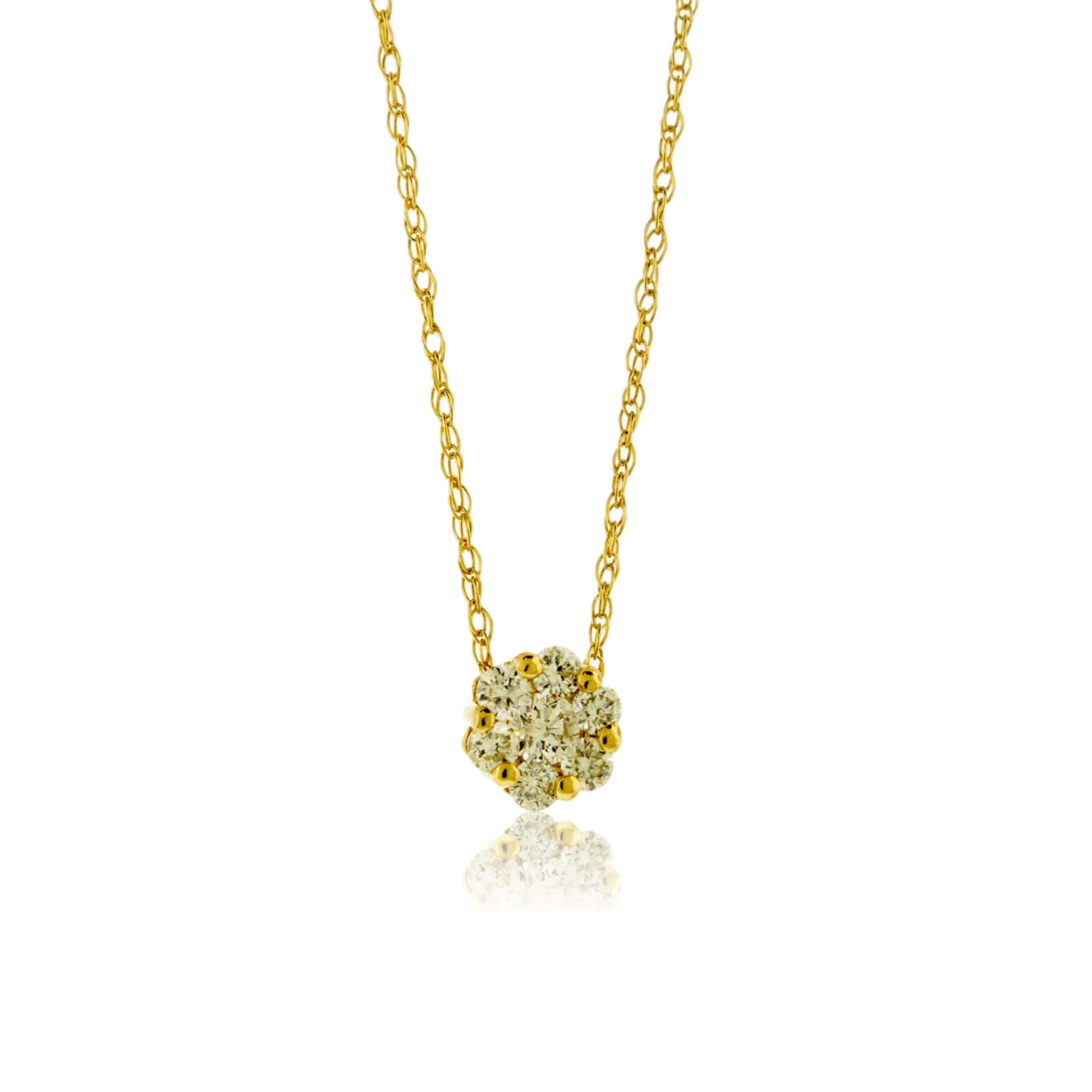 Round Cluster Diamond Pendant w/Chain