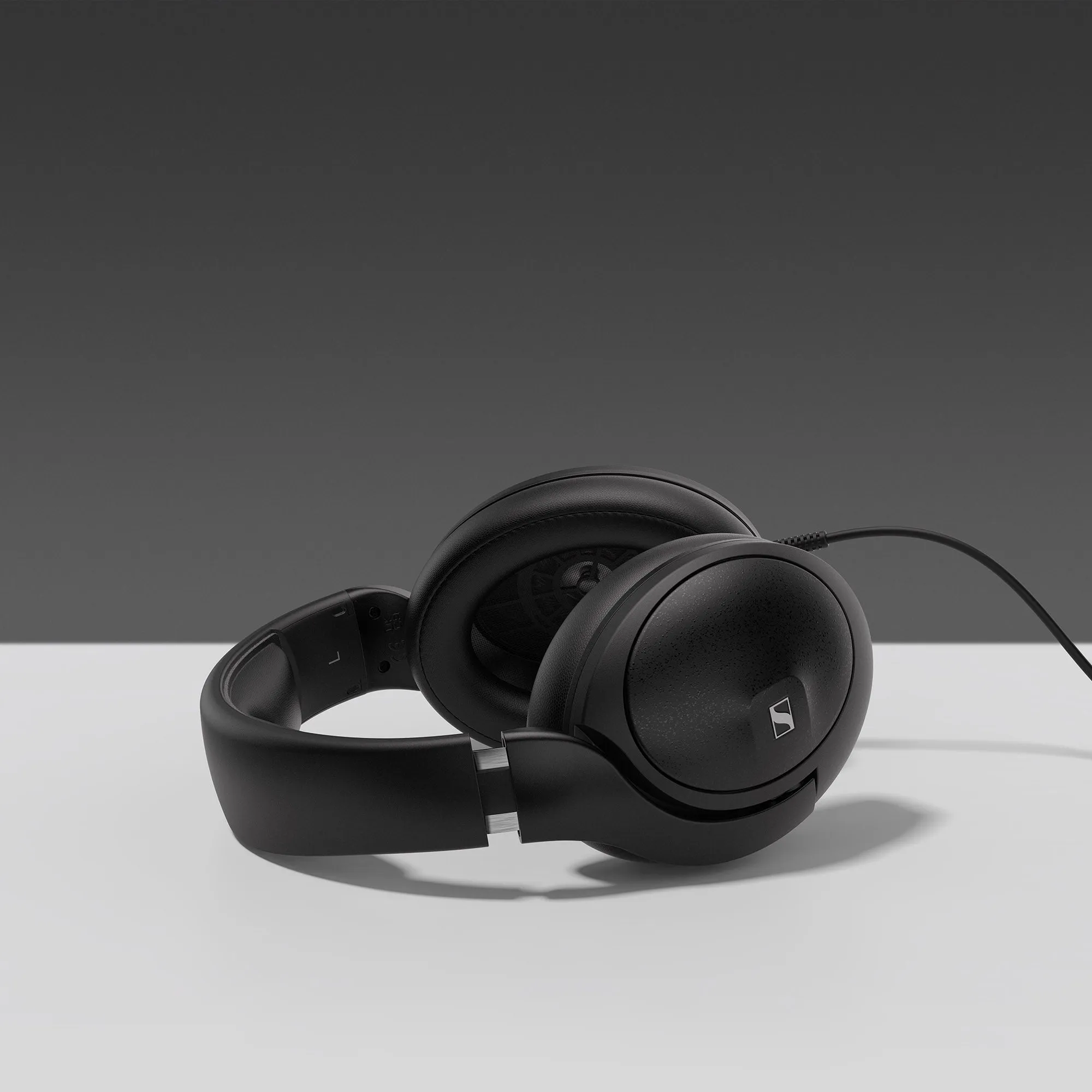 Sennheiser HD 620S Closed Back Headphones