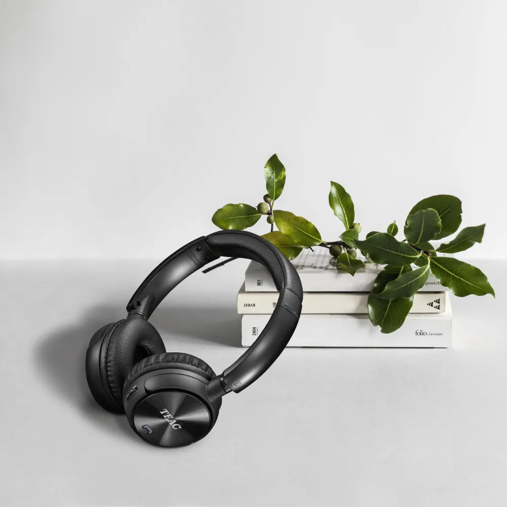 Teac 4 in 1 Bluetooth Headphones BLUQ2B